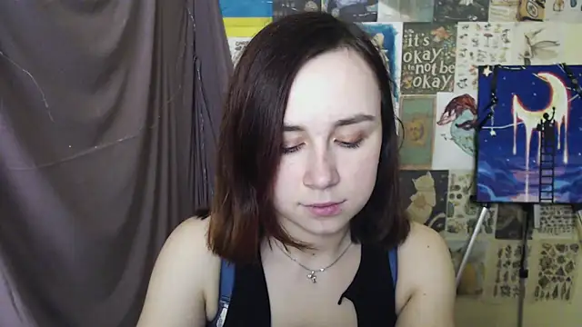 Snapshot of VeryVeryVeryShy_ chatting on March 13, 9:54 am VeryVeryVeryShy online show from March 13, 9:54 am