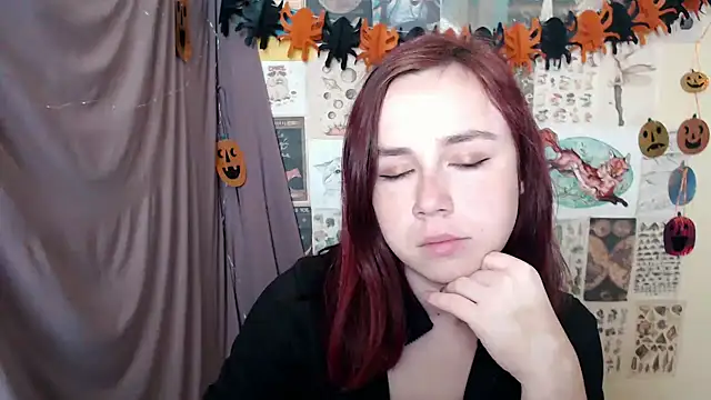 Snapshot of VeryVeryVeryShy_ chatting on October 8, 5:09 am VeryVeryVeryShy online show from October 8, 5:09 am
