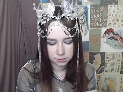 VeryVeryVeryShy  online show from February 4, 6:52 am