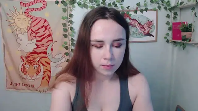 Snapshot of VeryVeryVeryShy_ chatting on July 13, 5:51 am VeryVeryVeryShy online show from July 13, 5:51 am