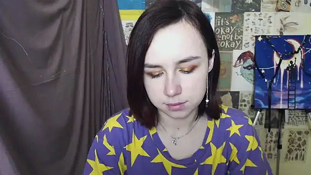 Snapshot of VeryVeryVeryShy_ chatting on February 28, 6:32 am VeryVeryVeryShy online show from February 28, 6:32 am