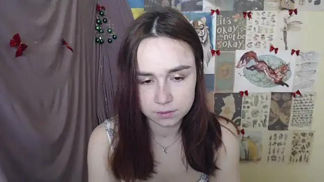 VeryVeryVeryShy  online show from December 23, 9:30 am