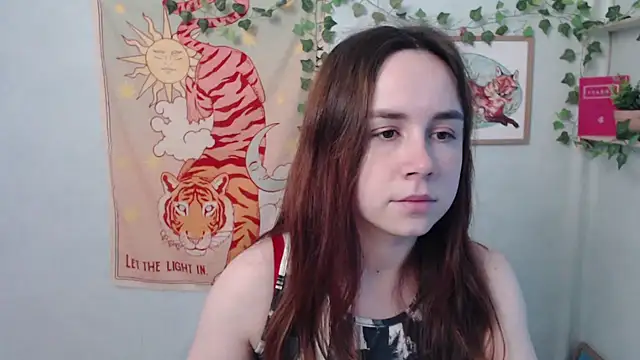 VeryVeryVeryShy  online show from May 16, 5:28 am