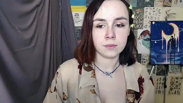 Snapshot of VeryVeryVeryShy_ chatting on February 9, 10:31 am VeryVeryVeryShy online show from February 9, 10:31 am