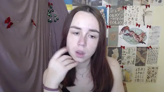 VeryVeryVeryShy  online show from December 18, 10:19 am