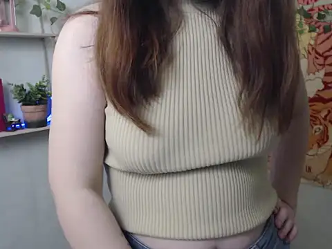 VeryVeryVeryShy  online show from April 9, 6:30 am