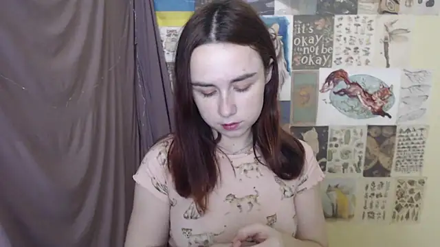 VeryVeryVeryShy  online show from December 5, 8:24 am