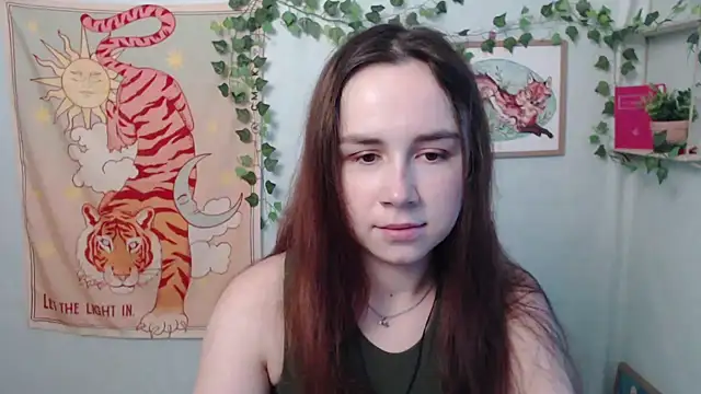 Snapshot of VeryVeryVeryShy_ chatting on June 29, 5:36 am VeryVeryVeryShy online show from June 29, 5:36 am