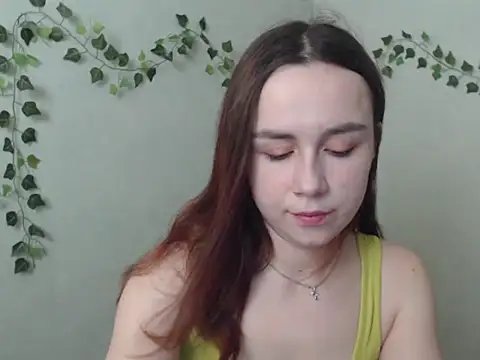 VeryVeryVeryShy  online show from March 28, 6:36 am