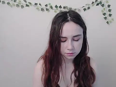 VeryVeryVeryShy  online show from May 13, 5:58 am
