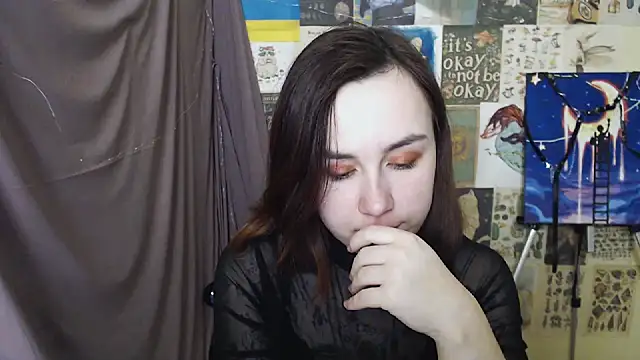 Snapshot of VeryVeryVeryShy_ chatting on March 2, 9:32 am VeryVeryVeryShy online show from March 2, 9:32 am