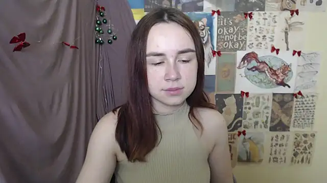 VeryVeryVeryShy  online show from December 20, 6:38 am