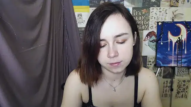 Snapshot of VeryVeryVeryShy_ chatting on March 12, 6:29 am VeryVeryVeryShy online show from March 12, 6:29 am