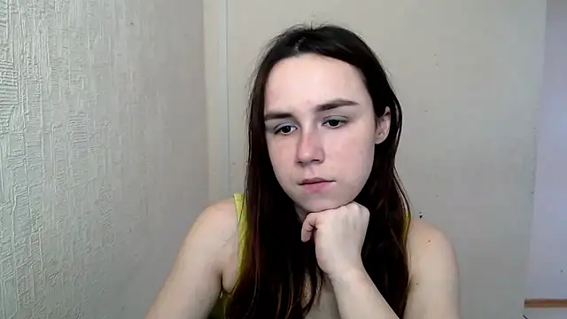 VeryVeryVeryShy  online show from February 22, 7:22 am