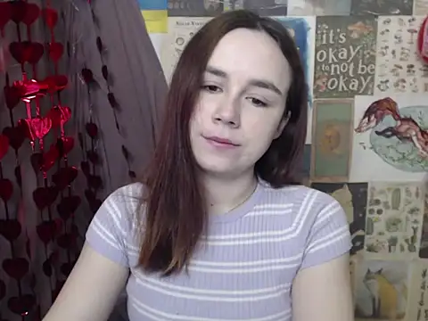 VeryVeryVeryShy  online show from February 12, 7:08 am