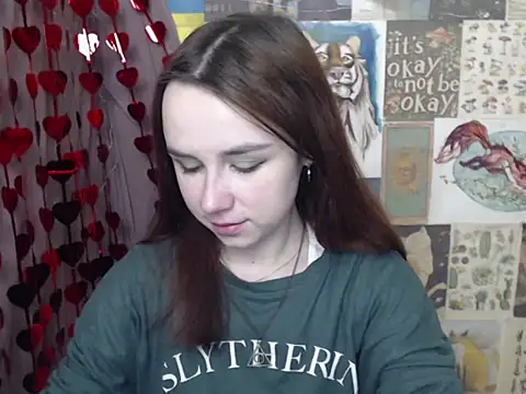 VeryVeryVeryShy  online show from February 5, 6:53 am