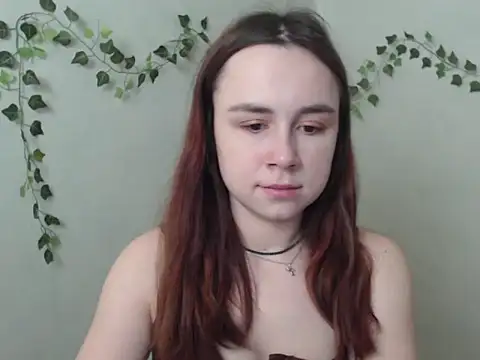 VeryVeryVeryShy  online show from March 19, 6:46 am