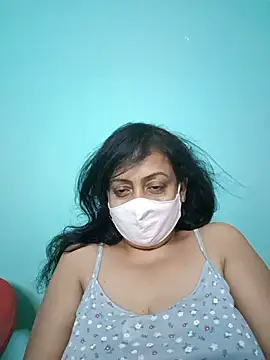 Snapshot of love_suman chatting on June 17, 6:40 pm love suman online show from June 17, 6:40 pm