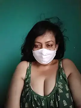 Snapshot of love_suman chatting on June 18, 10:53 am love suman online show from June 18, 10:53 am