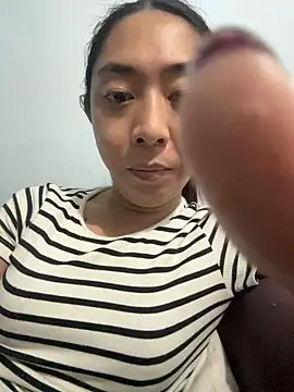 ErikaJayne4u online show from January 4, 5:16 am