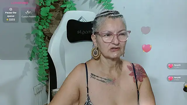 bety-cum2 online show from March 25, 9:19 am