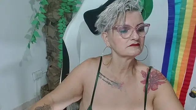 bety-cum2 online show from March 15, 1:51 pm