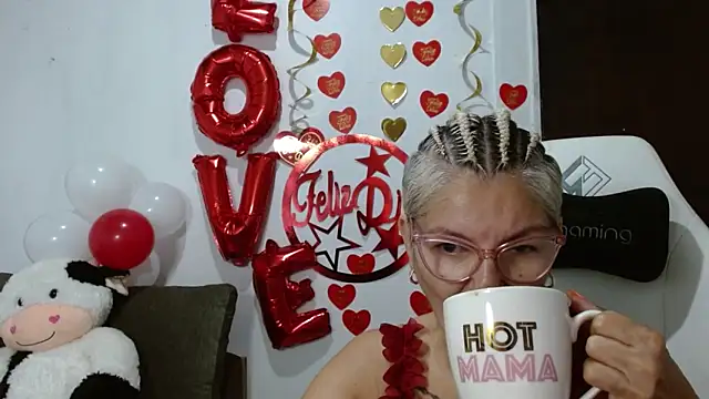 bety-cum2 online show from February 11, 9:31 am