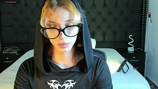 AndyWiilliams online show from January 9, 10:06 pm