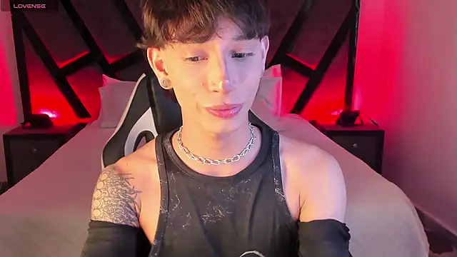 AndyWiilliams online show from February 15, 10:09 pm