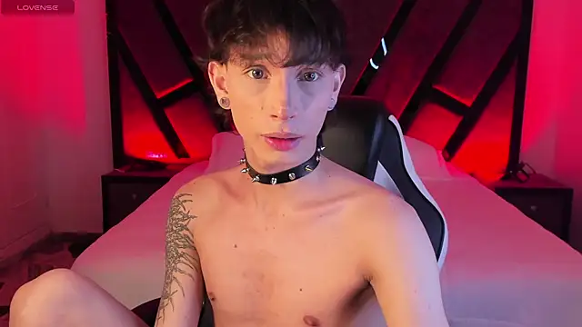 AndyWiilliams online show from February 25, 10:42 pm