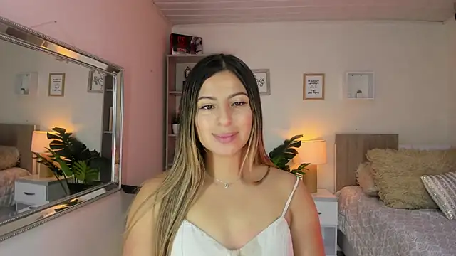 Snapshot of little_antonela chatting on January 29, 3:47 pm little antonela online show from January 29, 3:47 pm