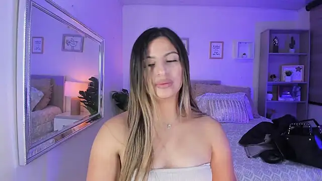Snapshot of little_antonela chatting on March 7, 6:00 pm little antonela online show from March 7, 6:00 pm
