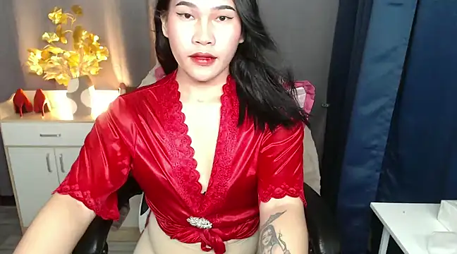 Snapshot of Ur_Fantastic_Lina chatting on February 1, 10:44 pm Ur Fantastic Lina online show from February 1, 10:44 pm