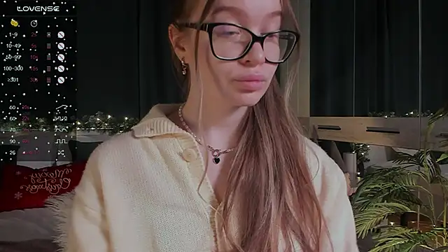 Virtual Girll online show from December 23, 5:43 pm