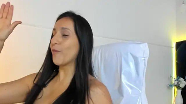 lauren fit online show from March 28, 6:31 pm