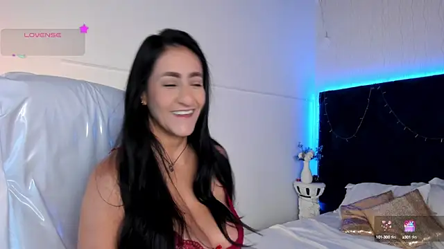 Snapshot of lauren_fit chatting on October 9, 3:23 pm lauren fit online show from October 9, 3:23 pm