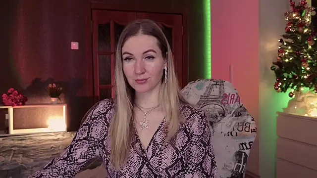 Hello Lisha online show from December 18, 8:19 am