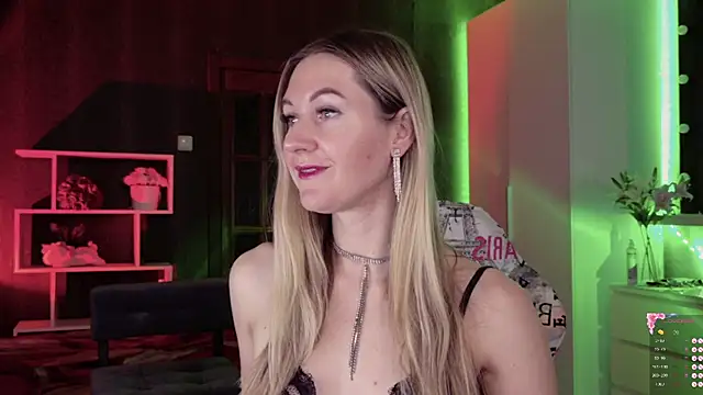 Hello Lisha online show from October 27, 8:15 am