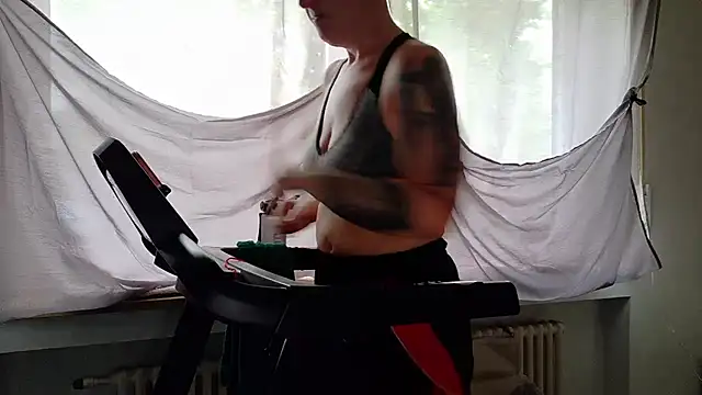 wetgerman 2 online show from May 8, 6:17 am