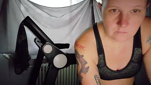 wetgerman 2 online show from November 3, 6:29 am