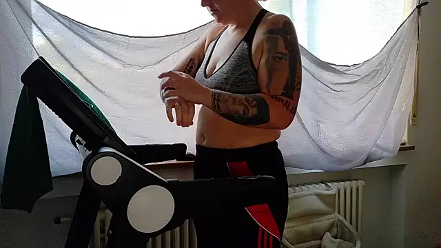 wetgerman 2 online show from September 28, 2:35 pm