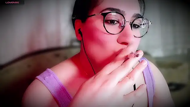 Snapshot of MERA_arab chatting on February 19, 11:14 pm MERA arab online show from February 19, 11:14 pm