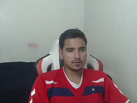 Snapshot of kylian_07 chatting on July 9, 2:12 am kylian 07 online show from July 9, 2:12 am