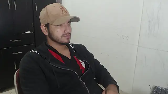 kylian 07 online show from November 7, 4:28 am