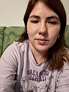 Snapshot of mady_gigi chatting on March 20, 7:14 pm mady gigi online show from March 20, 7:14 pm