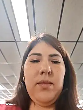 Snapshot of mady_gigi chatting on March 4, 12:33 pm mady gigi online show from March 4, 12:33 pm