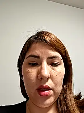 Snapshot of mady_gigi chatting on February 20, 6:35 pm mady gigi online show from February 20, 6:35 pm