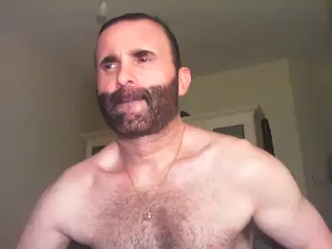 Snapshot of oneman555@xh chatting on October 1, 2:06 am oneman555xh online show from October 1, 2:06 am