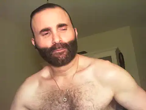 Snapshot of oneman555@xh chatting on December 2, 12:22 am oneman555xh online show from December 2, 12:22 am