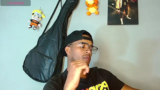 Snapshot of Bigcock_21cm_ chatting on November 23, 6:40 pm Bigcock 21cm online show from November 23, 6:40 pm